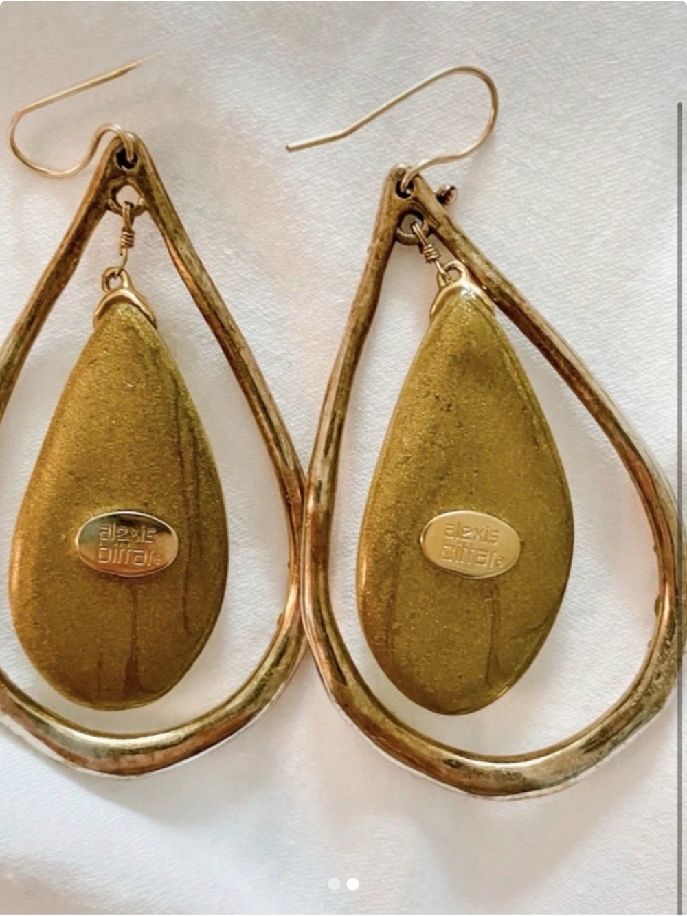 Alexis Bittar Gold Teardrop Earrings with Cream Lucite Inset - Picture 2 of 2